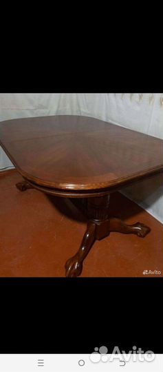 Стол Малазия