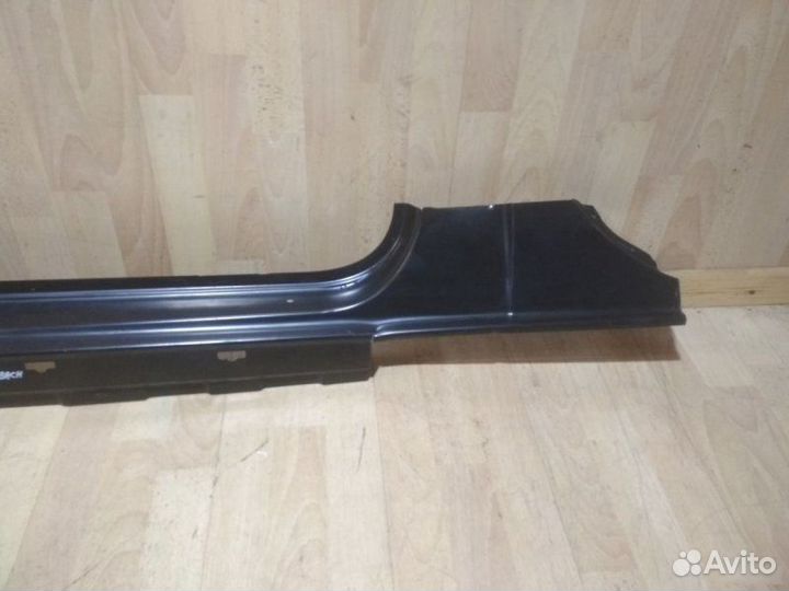 Порог правый Mercedes Benz W222