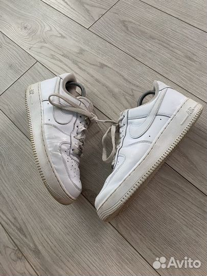 Белые кожаные кроссовки Nike Air Force 1 41 ориг