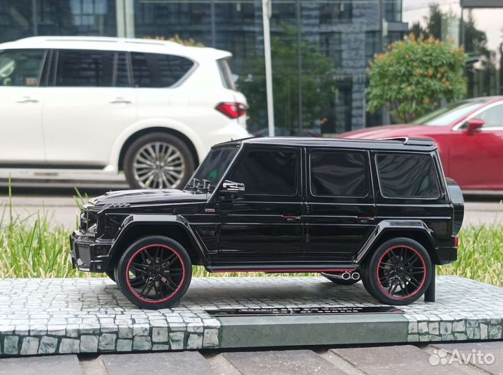 Mercedes-Benz Brabus G700 эксклюзивная модель 1:18