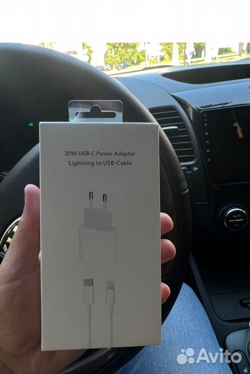 Зарядка на iPhone