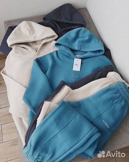 Спортивный костюм женский теплый