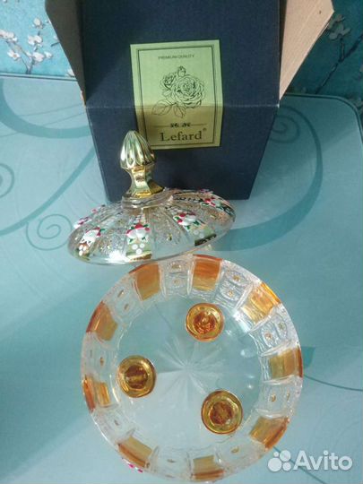 Конфетница с крышкой Lefard