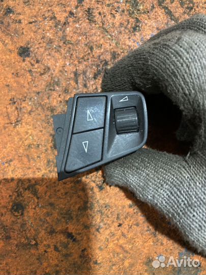 Кнопка руля правая Opel Antara 2007-2015
