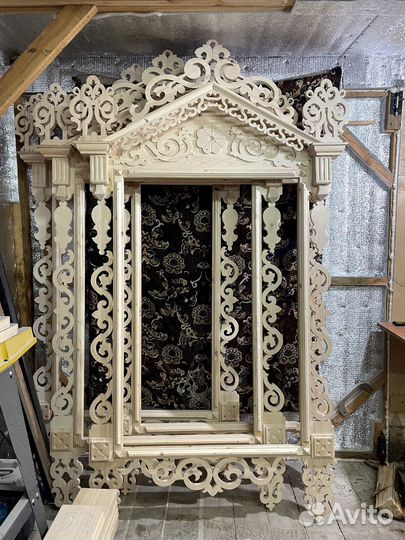 Прорезные наличники на окна