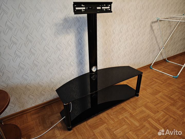 Тумба стеклянная для тв