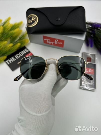 Солнцезащитные очки RayBan