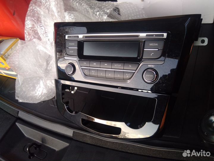 Сделай декор В офис магнитола новая nissan X-Trail