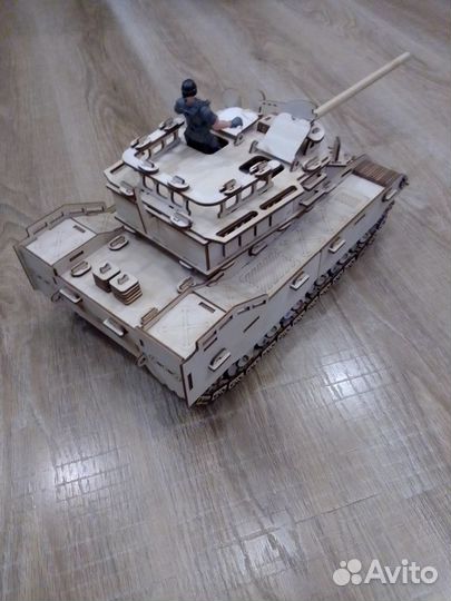 Модель танка собранная