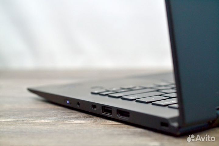 Lenovo ThinkPad X1 Yoga Gen 3