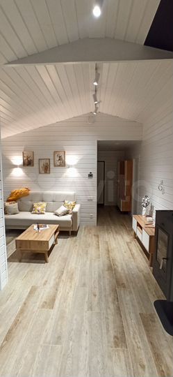 Дом 102 м² на участке 6 сот.