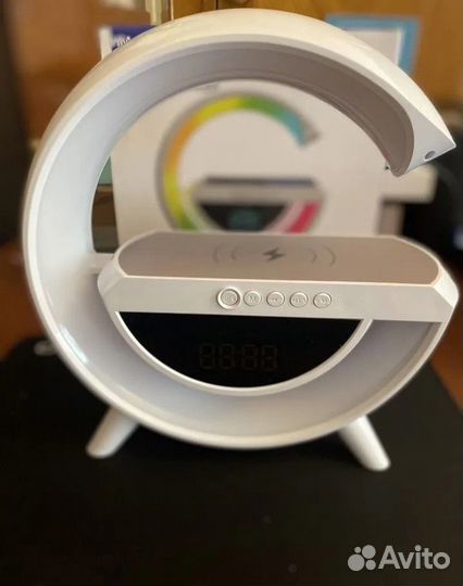 RGB-светильник/колонка/беспроводная зарядка/радио