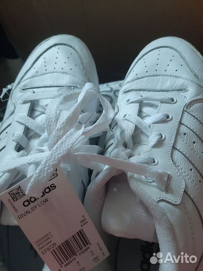 Кроссовки 40.5