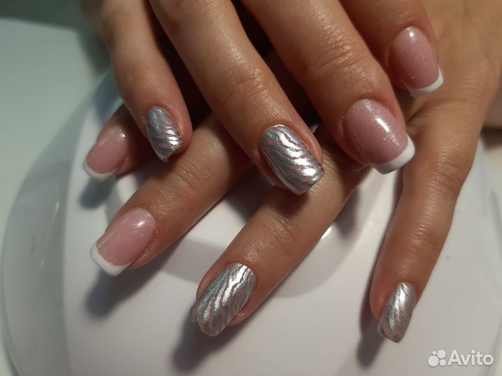 Наращивание ногтей