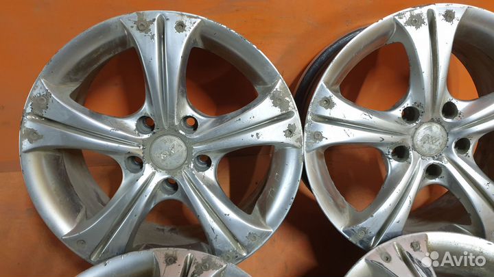 4 шт. Диски Racing Wheels 16 5*114,3 DIA 72,4