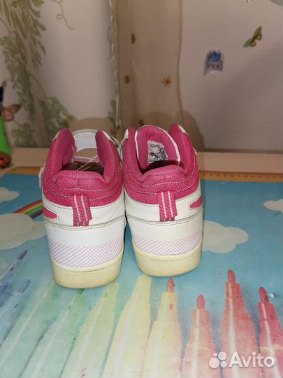 Ботинки на девочку 30 р