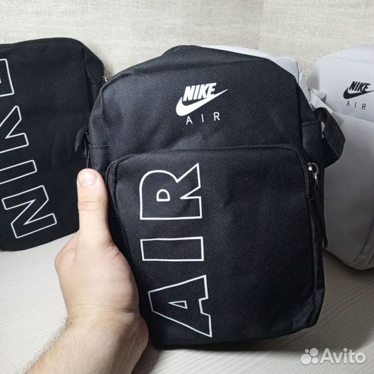 Сумка Nike через плечо