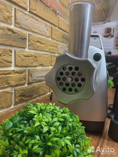 Мясорубка электрическая Moulinex HV8 ME687832