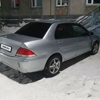 Mitsubishi Lancer 1.5 CVT, 2004, битый, 320 000 км, с пробегом, цена 290 000 руб.