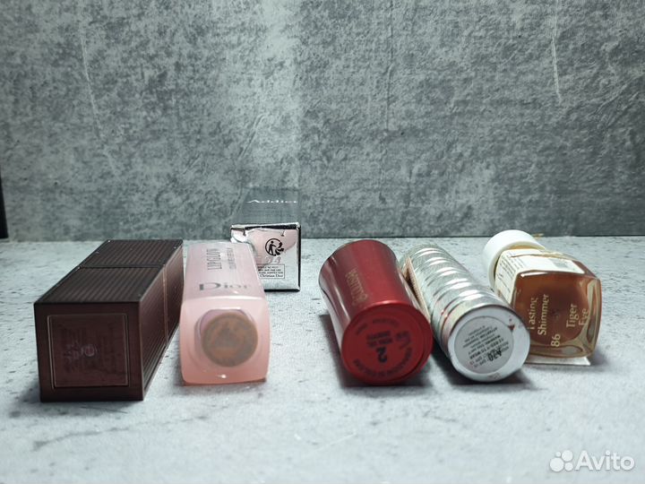 Помада Tom Ford Dior Collistar Clinique Estee