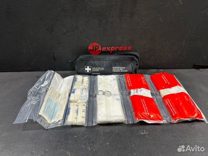 Аптечка Bmw X1 E84 N52B30AE 2010