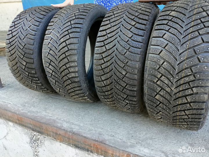 Michelin X-Ice North 4 245/40 R18