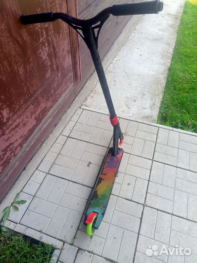 Трюковой самокат