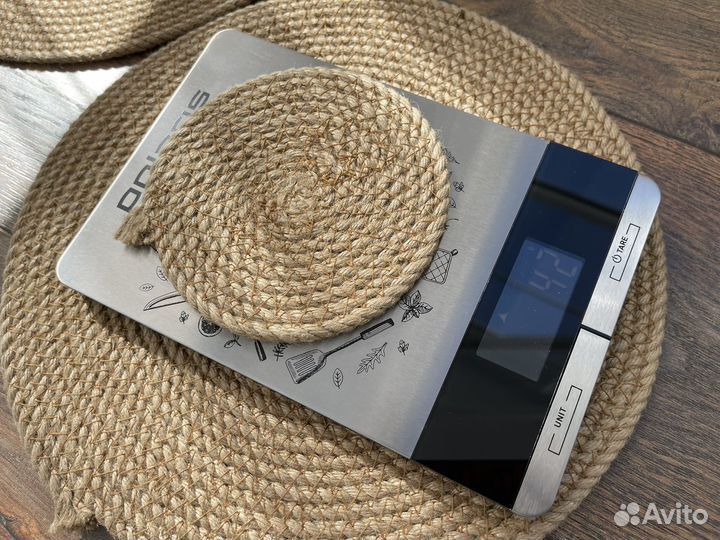 Кухонные весы Polaris PKS 0558DM