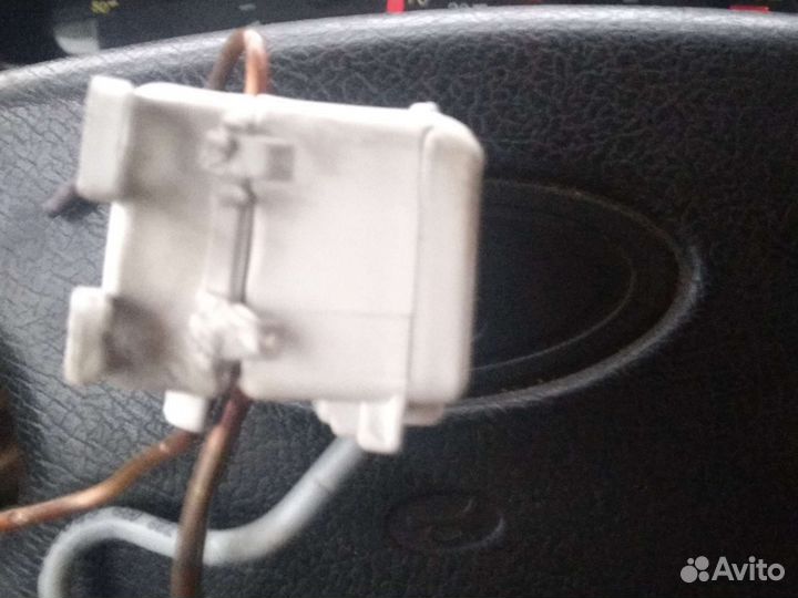 Электромагнитный клапан для холодильника liebherr