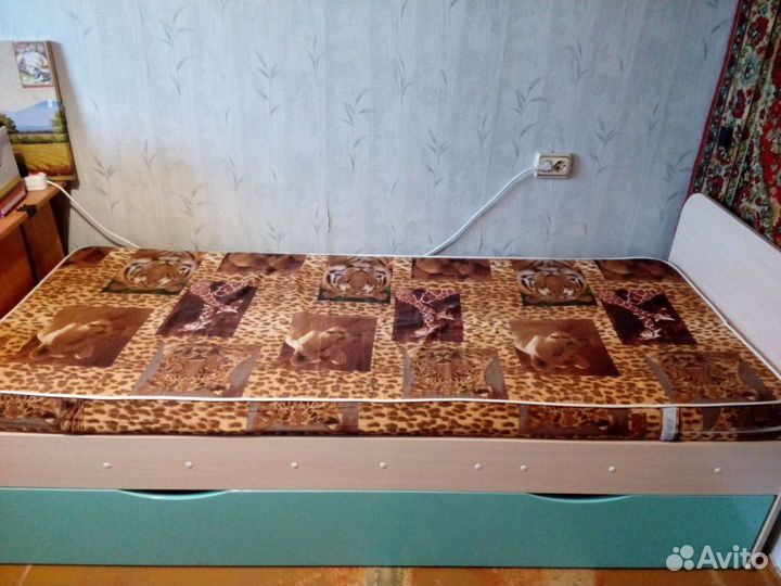 Кровать для взрослых (2-х ярусная) + 2 матраса