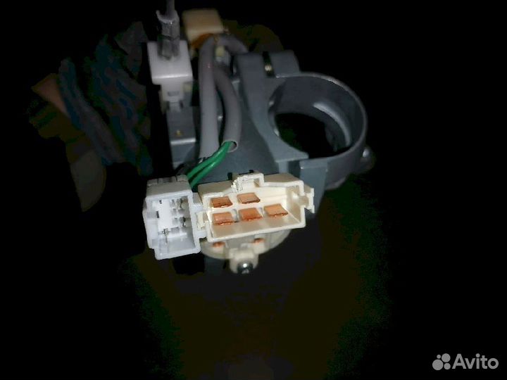 Замок зажигания Mitsubishi Outlander CU5W