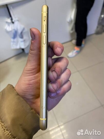 iPhone Xr, 64 ГБ