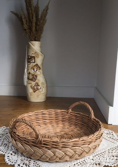 Поднос из бумажной лозы