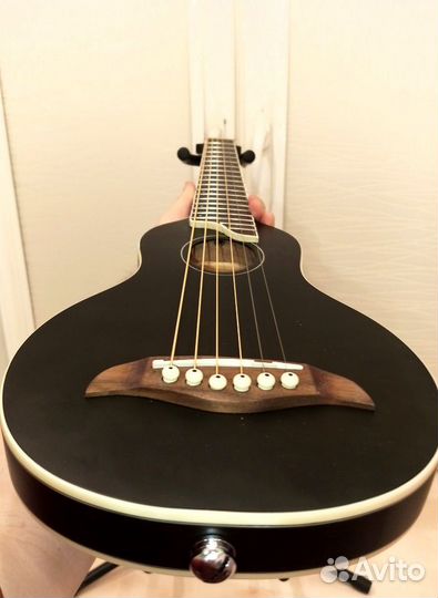 Тревел-гитара Washburn Rover