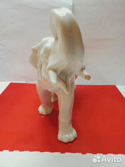 Фарфоровая статуэтка Слон большой 50-60-г.г