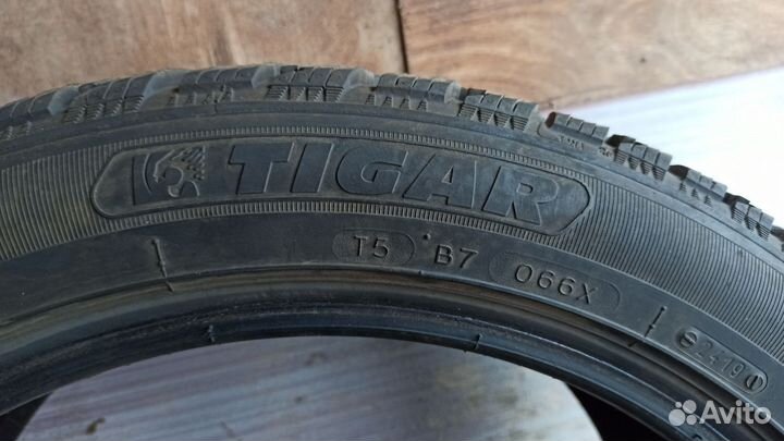 Tigar Winter 245/45 R18