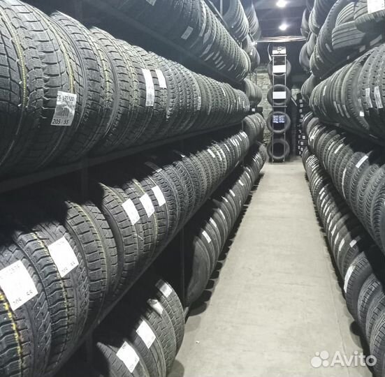 Nokian Tyres Hakkapeliitta 4 285/60 R18 P