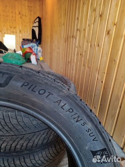 Michelin Pilot Alpin 5 SUV 235/55 R19 105V