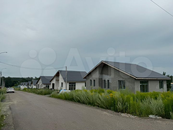 Коттедж 120 м² на участке 8 сот.