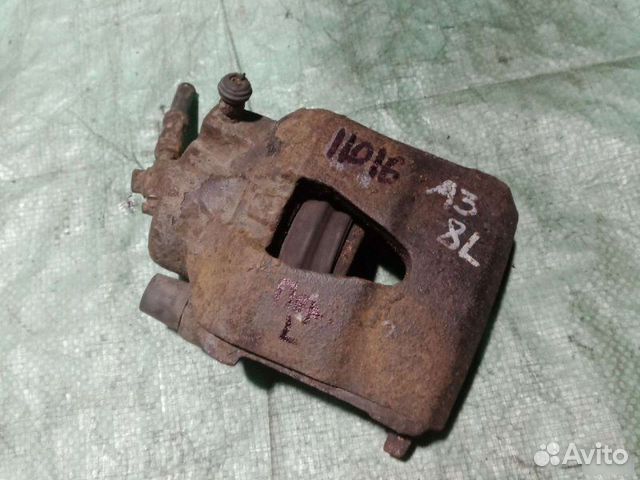 Суппорт передний левый Audi A3 8L 1999