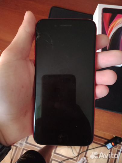 iPhone SE (2020), 64 ГБ