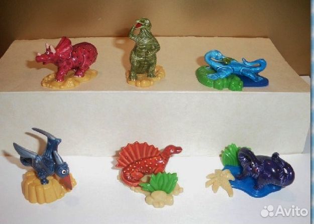 Киндер Динозавры в камнях, гиганты, Юрский период