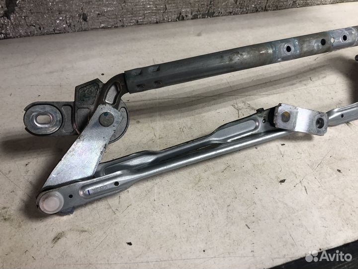 Трапеция дворников Hyundai Solaris 2