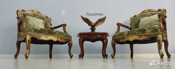 Кресло из массива