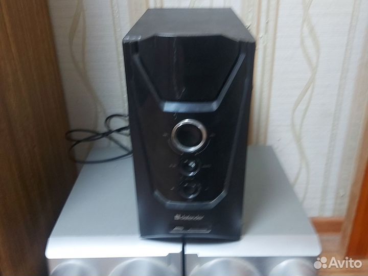 Колонки для компьютера 2.1