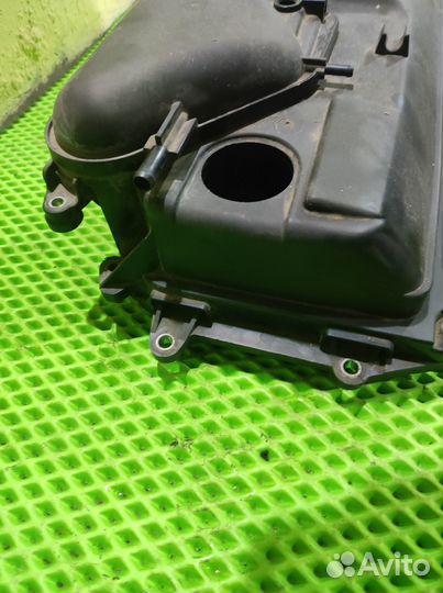 Корпус воздушного фильтра Nissan Ниссан note E11