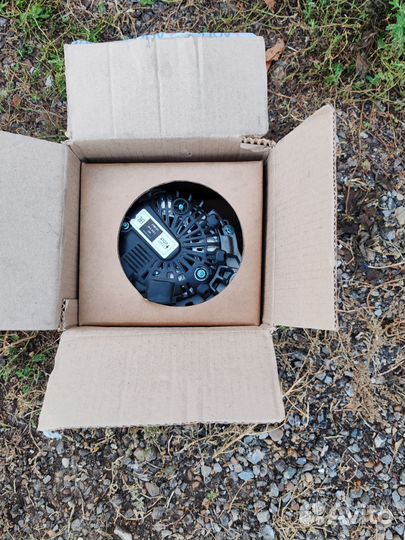 Продам генератор на киа рио 4