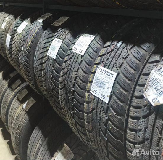 Goodyear Ice Navi Zea II 215/60 R16 95M