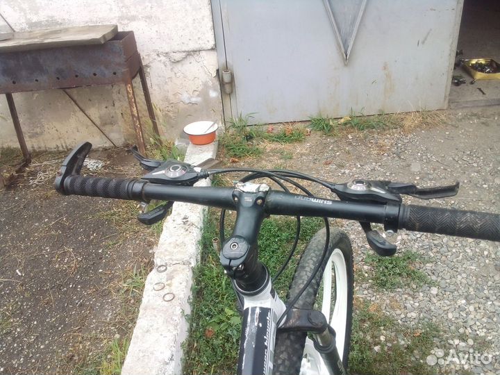 Продам Велосипед 26 колесах Bmw x6