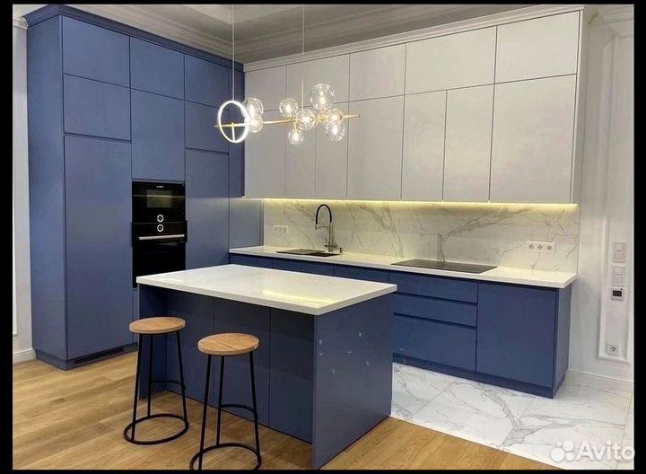 Кухонный гарнитур под потолок